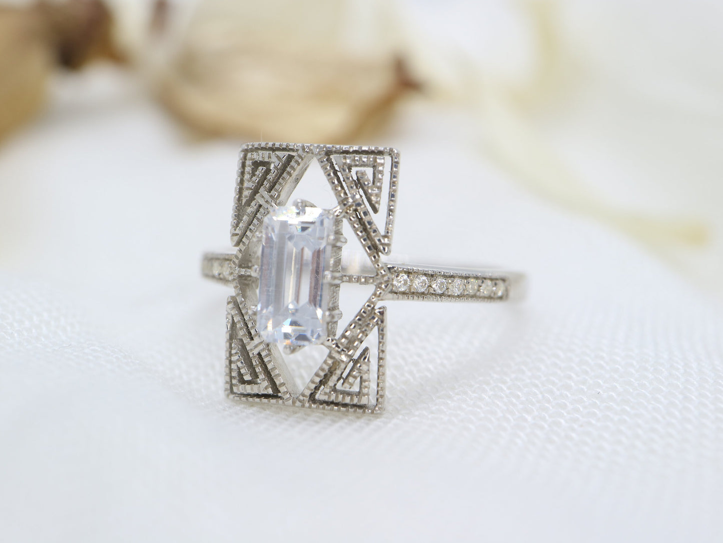 Art Deco sterling silver ring, Vintage cubic zirconia engagement ring, Vintage wedding ring