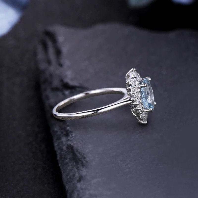 Art Deco 14K White Gold Aquamarine Engagement Ring with Oval Cut Aquamarine and Moissanite