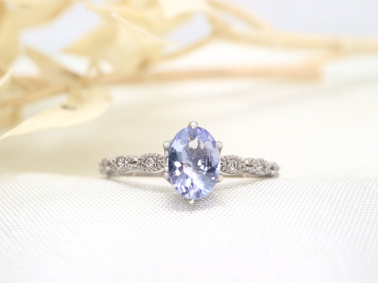 Sterling silver  tanzanite ring, Vintage tanzanite ring, Oval tanzanite engagement ring, Anniversary ring