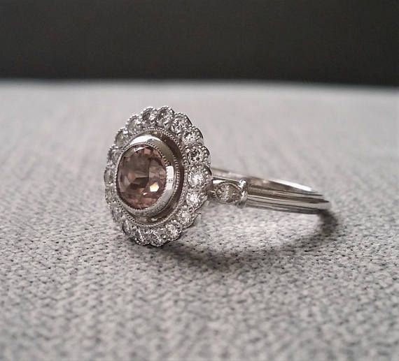 Spinel diamond halo ring