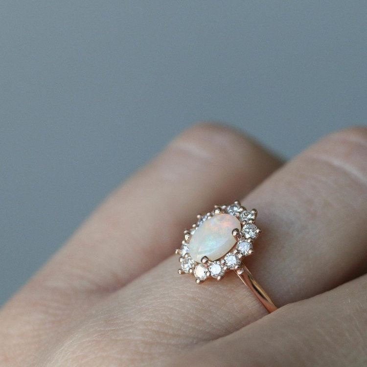 Vintage inspired ring ,October birthstone,floral oval ring set, milgrain band