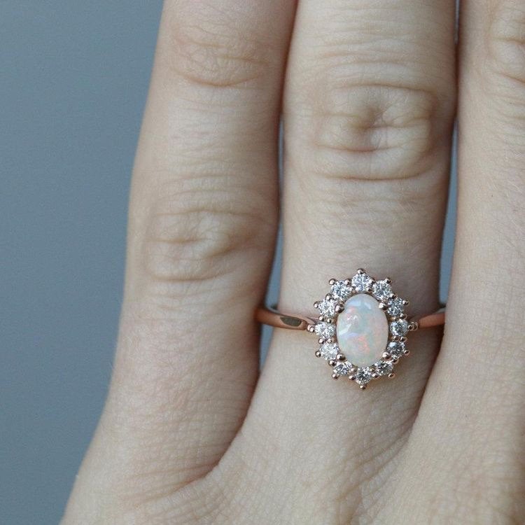 Vintage inspired ring ,October birthstone,floral oval ring set, milgrain band