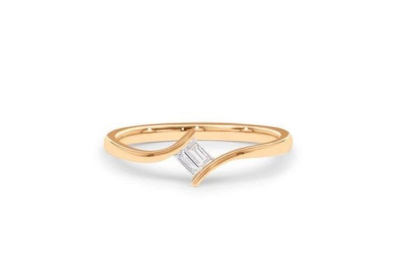 Promise Ring/14k Gold Baguette Diamond Ring/Unique Ring/Engagement Ring/Proposal Ring/Midi Ring/Dainty baguette Ring