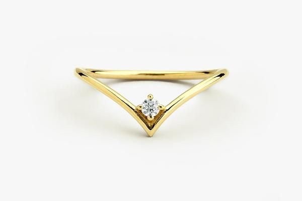 14k Gold Chevron Diamond Ring