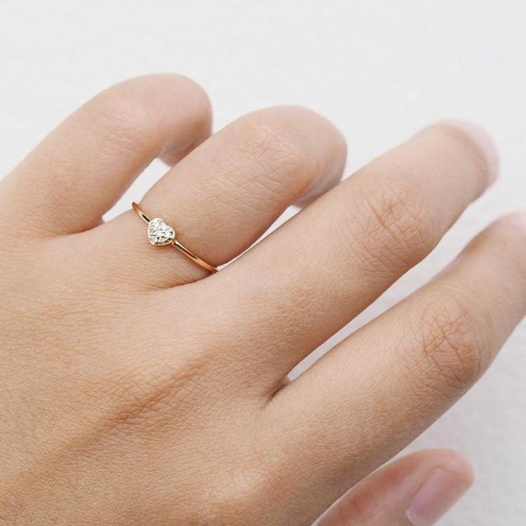 pave diamond heart ring, petite diamond ring, small diamond ring, heart shape diamond ring, dainty diamond ring