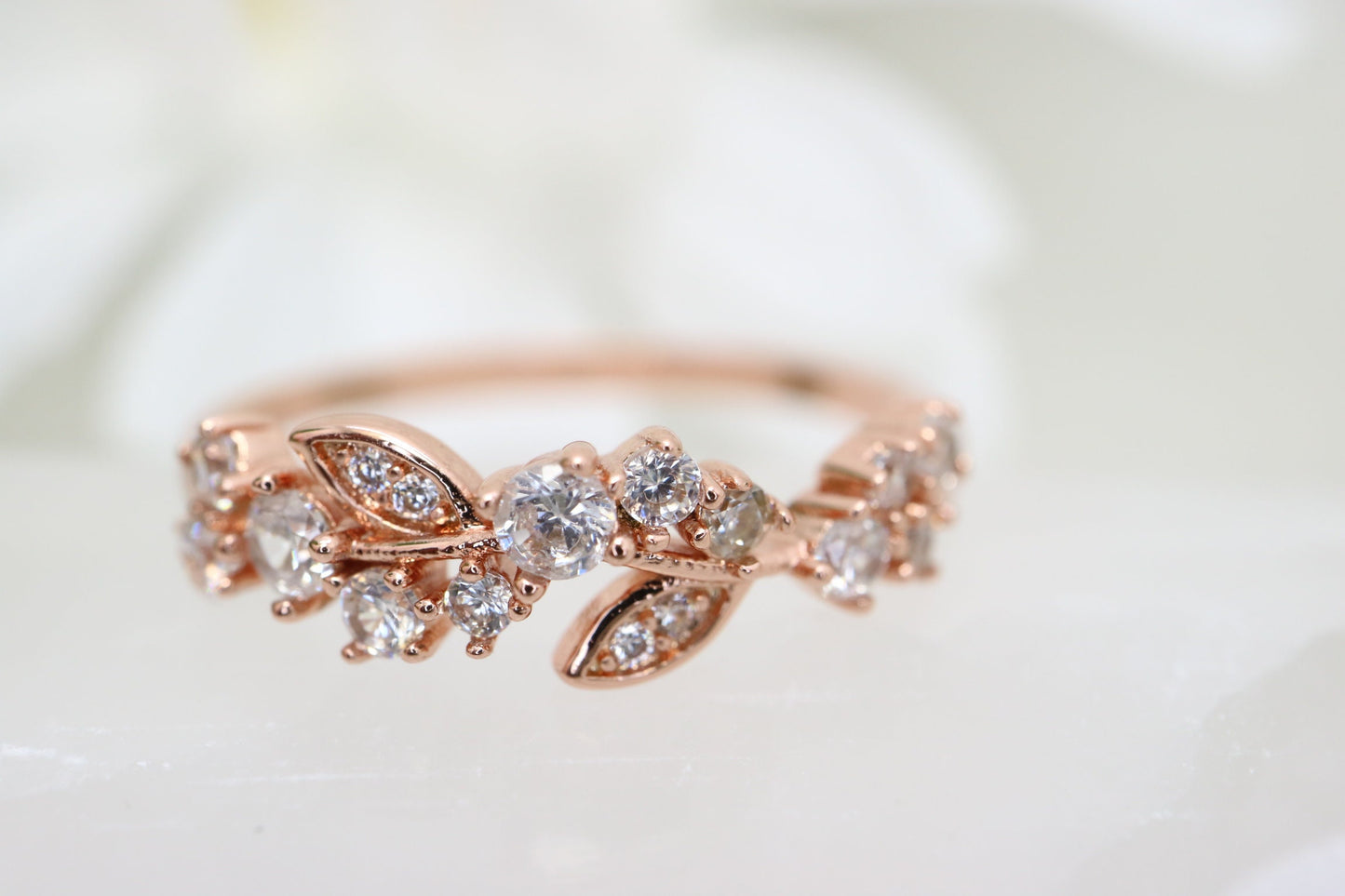 Vintage Leaf diamond engagement ring, 18k Rose gold round shaped diamond wedding ring, Art deco floral ring, Diany gold vine ring