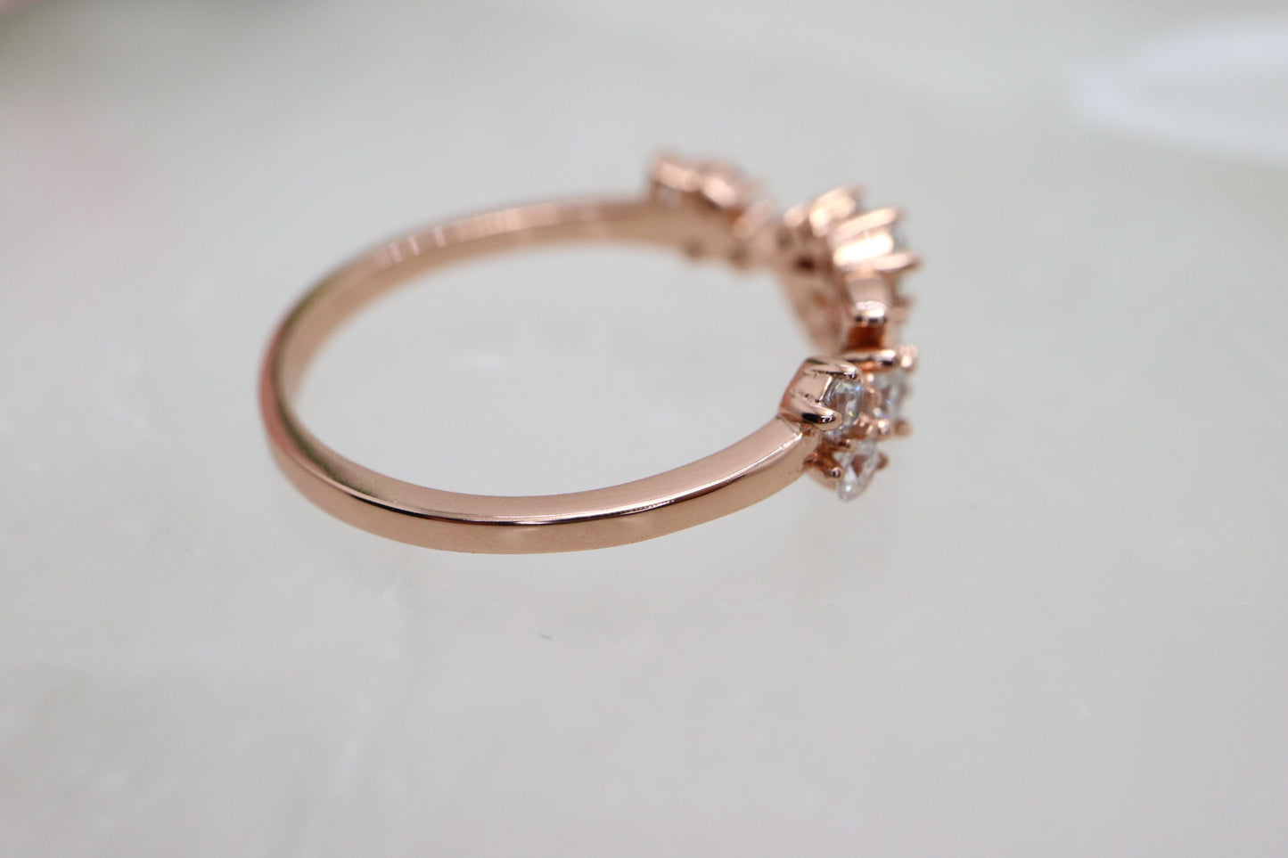 Vintage Leaf diamond engagement ring, 18k Rose gold round shaped diamond wedding ring, Art deco floral ring, Diany gold vine ring