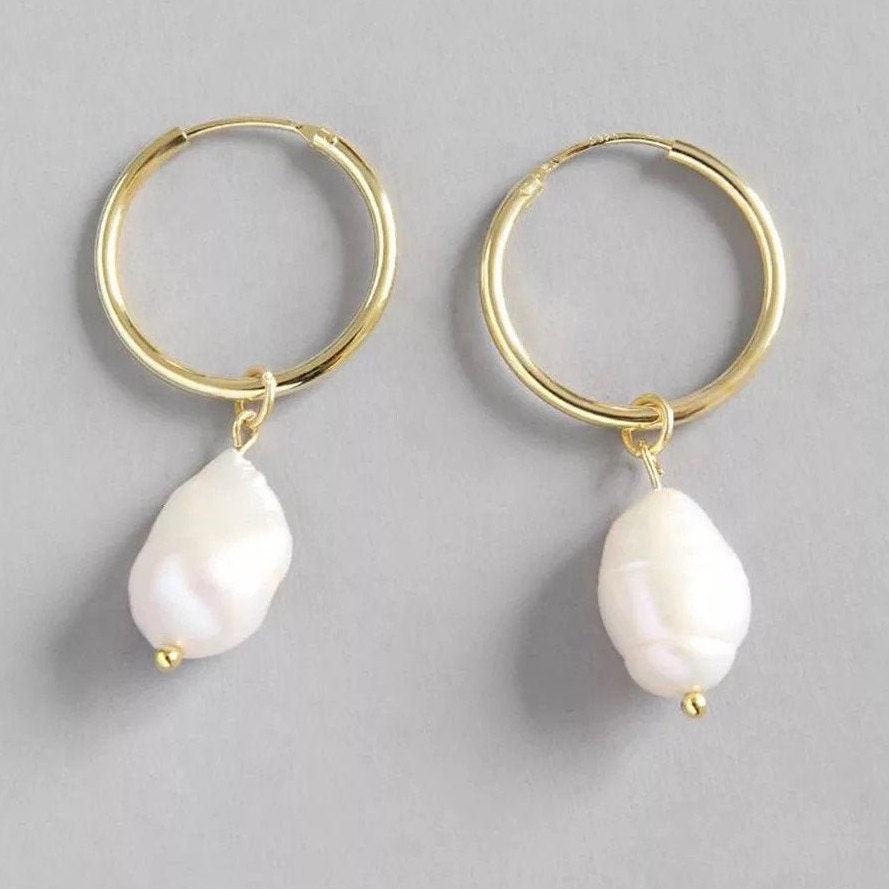 925 Sterling Silver baroque fresh pear earring