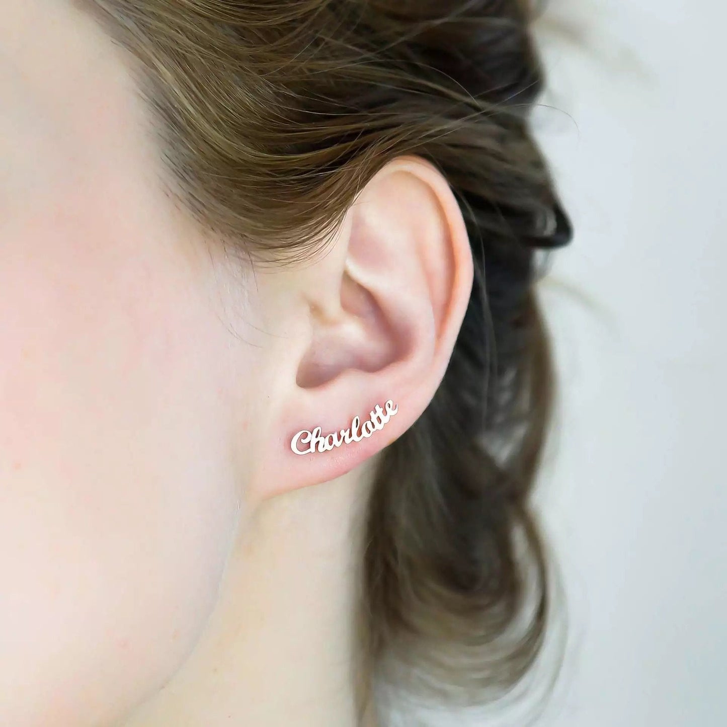 Personalized minimalist gift, initial cursive inspire word logo name earring stud