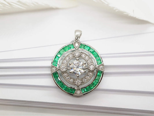 18k white gold natural  emerald halo and  diamond pendent, Vintage emerald diamond pendent, Valentine's gifts, Made for her, Gifts for her