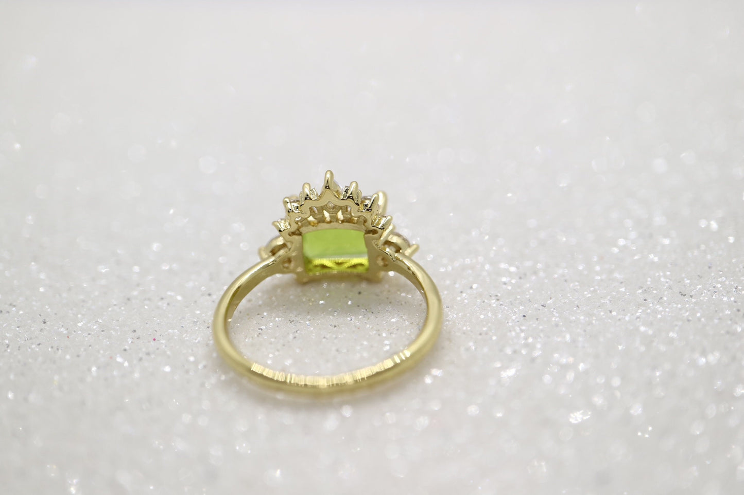 Green tourmaline Ring - Antique  14k  Green Gem