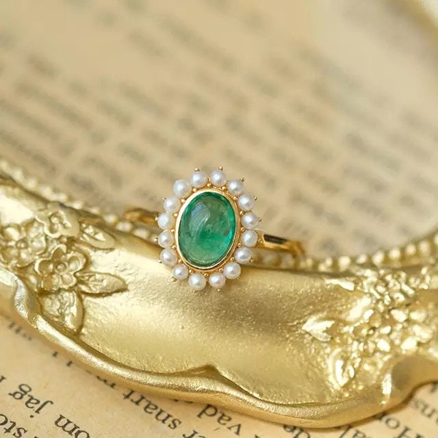 Vintage emerald ring with pearl halo, 14k yellow gold freshwater Pearl halo engagement ring, Anniversary gift, Promise ring