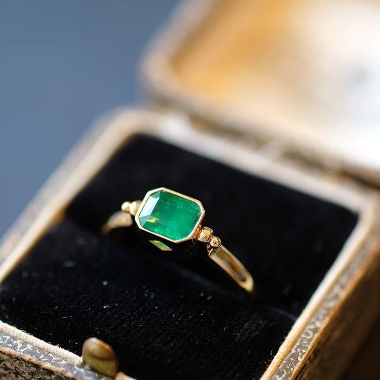 Emerald wedding ring with 14k yellow gold green stone concise style, Engagement ring, Wedding ring,  Anniversary gift