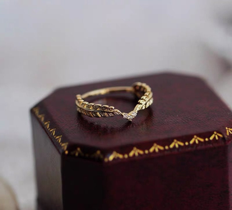 18k gold leaf and diamond ring, engagement ring, wedding band