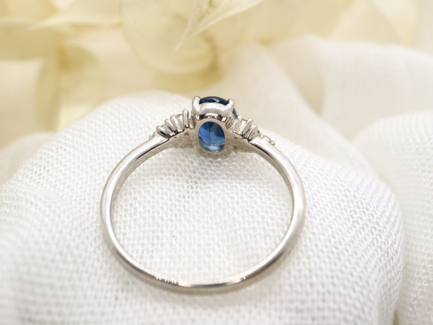 14k white gold natural sapphire and diamond ring, Sapphire cluster diamond ring