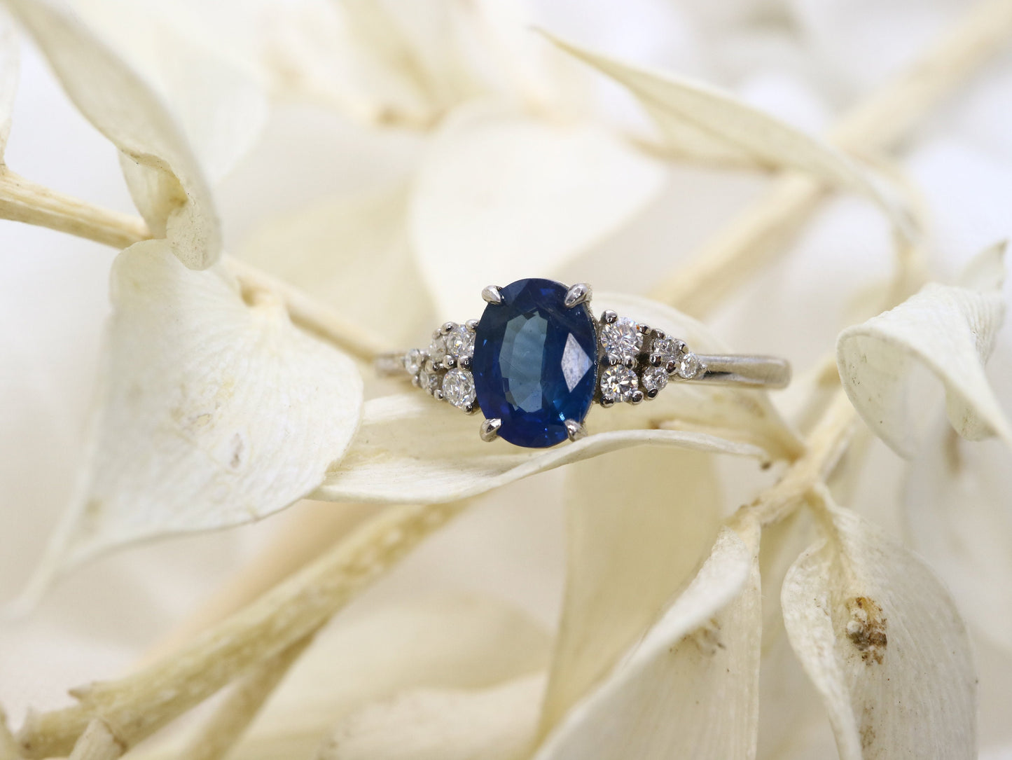 14k white gold natural sapphire and diamond ring, Sapphire cluster diamond ring