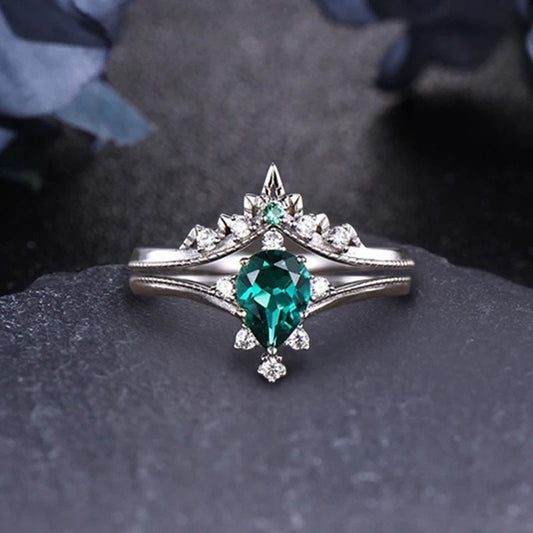 14k Solid Gold 0.8Ct Pear Cut Lab Created Emerald Engagement Ring Set