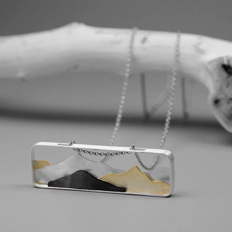 925 sterling silver 3D mountain pendent