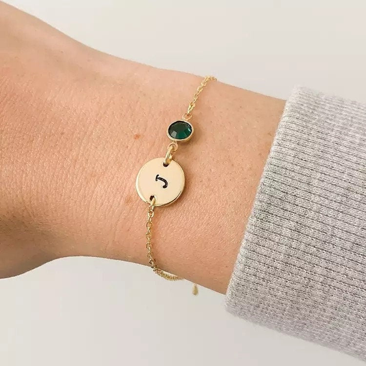 Gold plated disc initial engrave birthstone bracelet