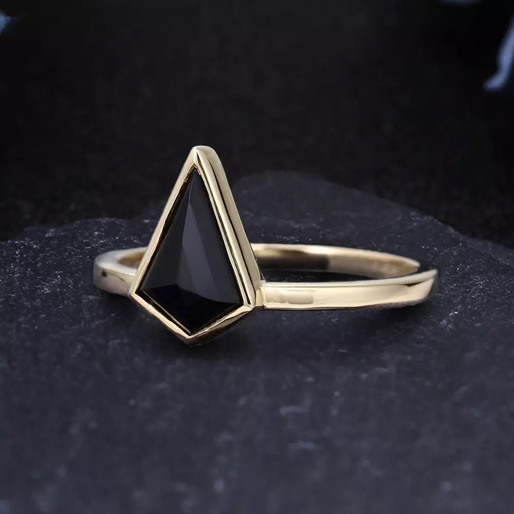 14k Solid Gold 2.1CT Kite Shaped Natural Black Onyx Engagement Ring Wedding Ring